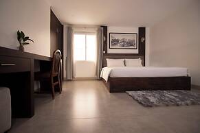 Vrest Hotel
