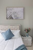 Modern 1BR in Business Bay