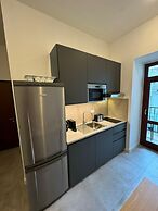 1 Bed Flat - Sleeps 2 - Pets - Smoking on Terrace