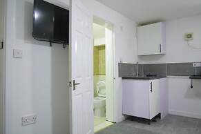 Cosy & Modern 1 Bed Studio