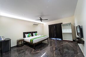 Treebo Grand Royale Eco Residency with Pool