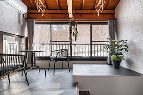 THE ELYSIAN RETREAT