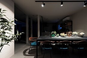 THE ELYSIAN RETREAT