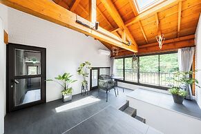 THE ELYSIAN RETREAT