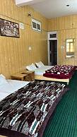 Goroomgo Anjali Homestay