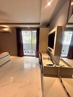 Hotel VS Residency Medanta