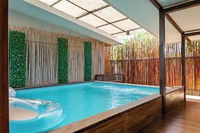 IP Plus Pool Villa Pattaya