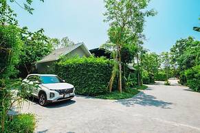 IP Plus Pool Villa Pattaya