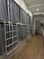 Petit Espace Hostel