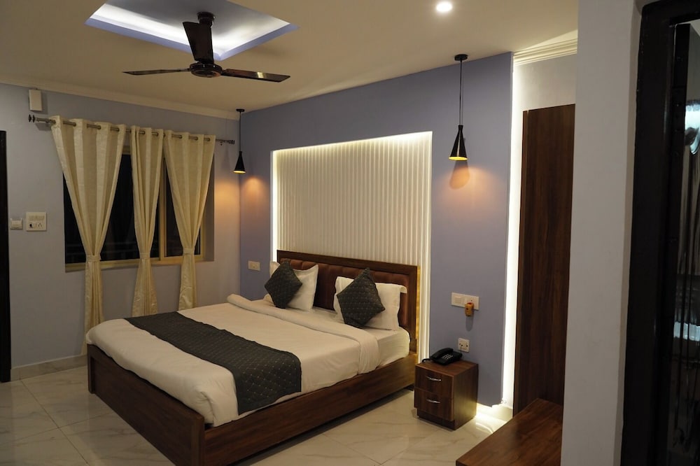 Ganeshwaram Hotel & Restaurant Bhowali