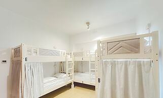 Dubai Host - Beach Hostel JBR