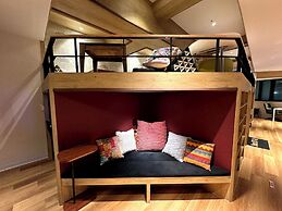 Nomad Live Hostel