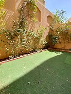 Luxurious Villa Serene Garden New Cairo