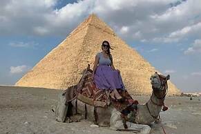Pyramids History Inn