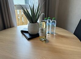 Tranquil Lodge Retreat in Preston Countryside