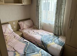 Tranquil Lodge Retreat in Preston Countryside