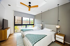 Sailing Pool Villas & Resort Phu Quoc