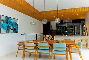 Sailing Pool Villas & Resort Phu Quoc