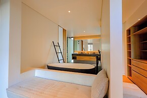 Sailing Pool Villas & Resort Phu Quoc