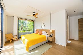 Sailing Pool Villas & Resort Phu Quoc