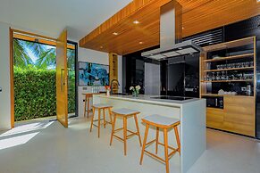 Sailing Pool Villas & Resort Phu Quoc