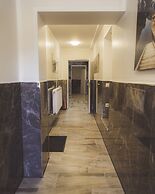 Amir Deluxe Motel