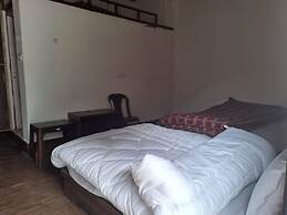 Goroomgo Kedar Chaukhamba Homestay
