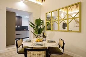 Casa Pizarro, by Homing U
