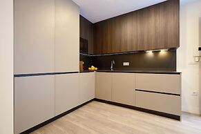 Casa Pizarro, by Homing U