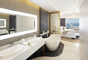 2BR Oceanview Suite Garza Blanca
