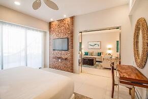 2BR Oceanview Suite Garza Blanca
