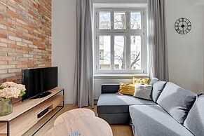 Forma by Grand Apartments