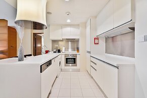 Holistay Luxury Homes,  Down Town Direct Access Dubai Mall