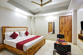 The Palm Suites