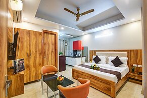 The Palm Suites