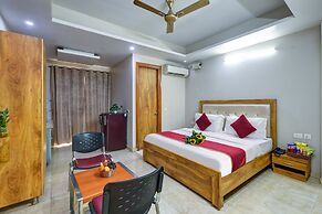 The Palm Suites