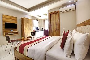 The Palm Suites