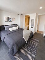 Distrito Revolution Suites