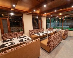 NAZAARA - A Luxe Retreat