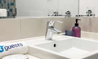 HiGuests - Azure Residences