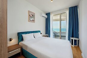 Skyline Resort
