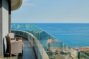 Skyline Resort