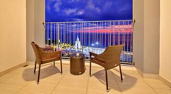 S79 Residence LYN Panorama