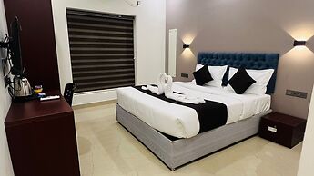 THE LOTAZ HOTEL