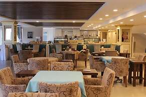 Cam Thermal Resort Spa Convention Center