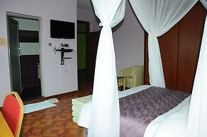 Karen Inn and Suites
