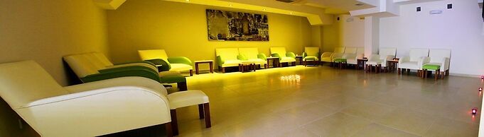 Hotel Adanava