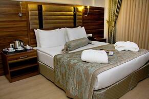 Hotel Adanava