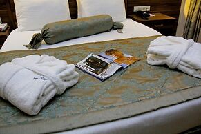 Hotel Adanava