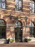 YAYS Amsterdam Maritime by Numa
